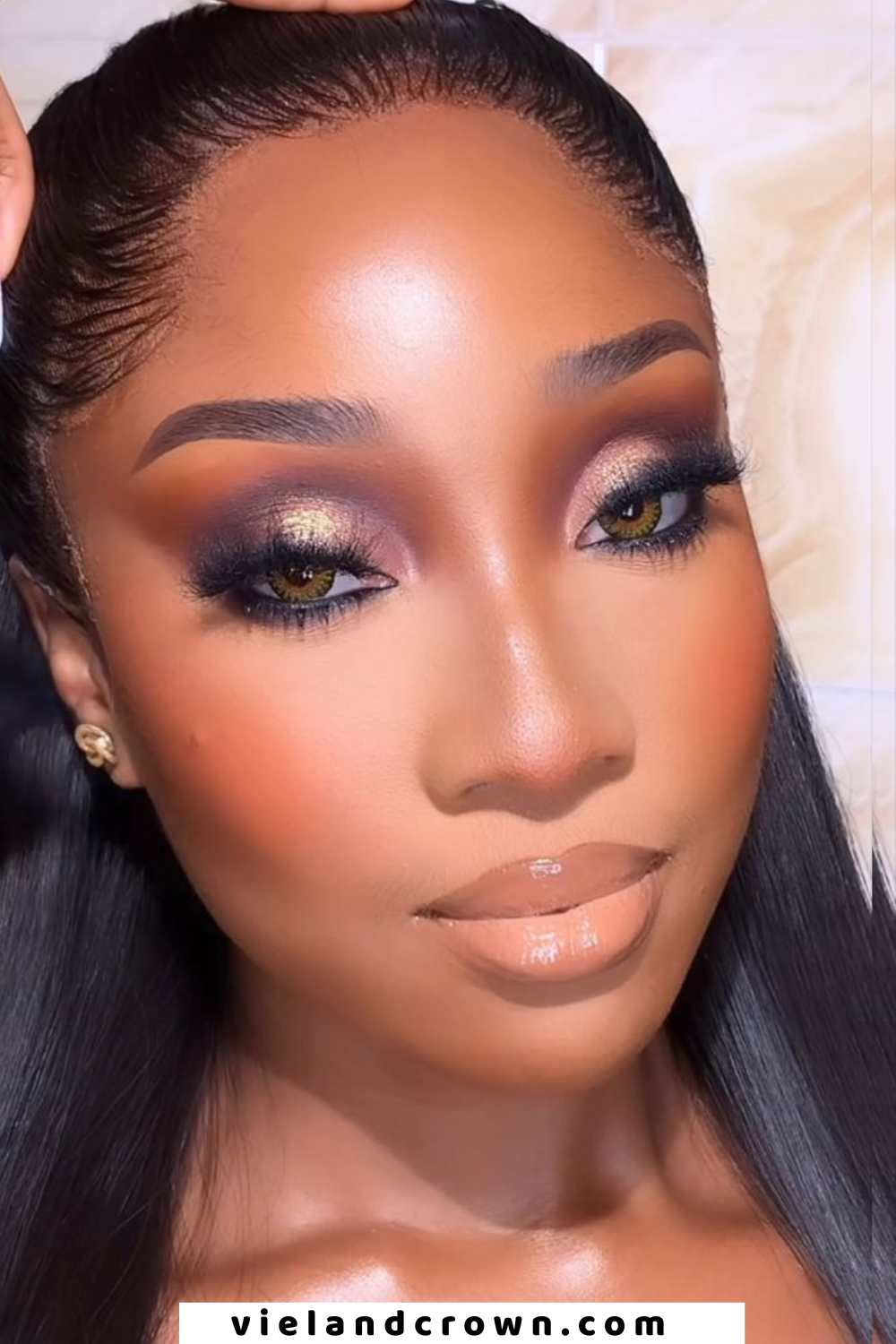 Bridal-Makeup-Looks-for-Dark-Skin-Brides-That-Actually-Celebrate-Your-Skin