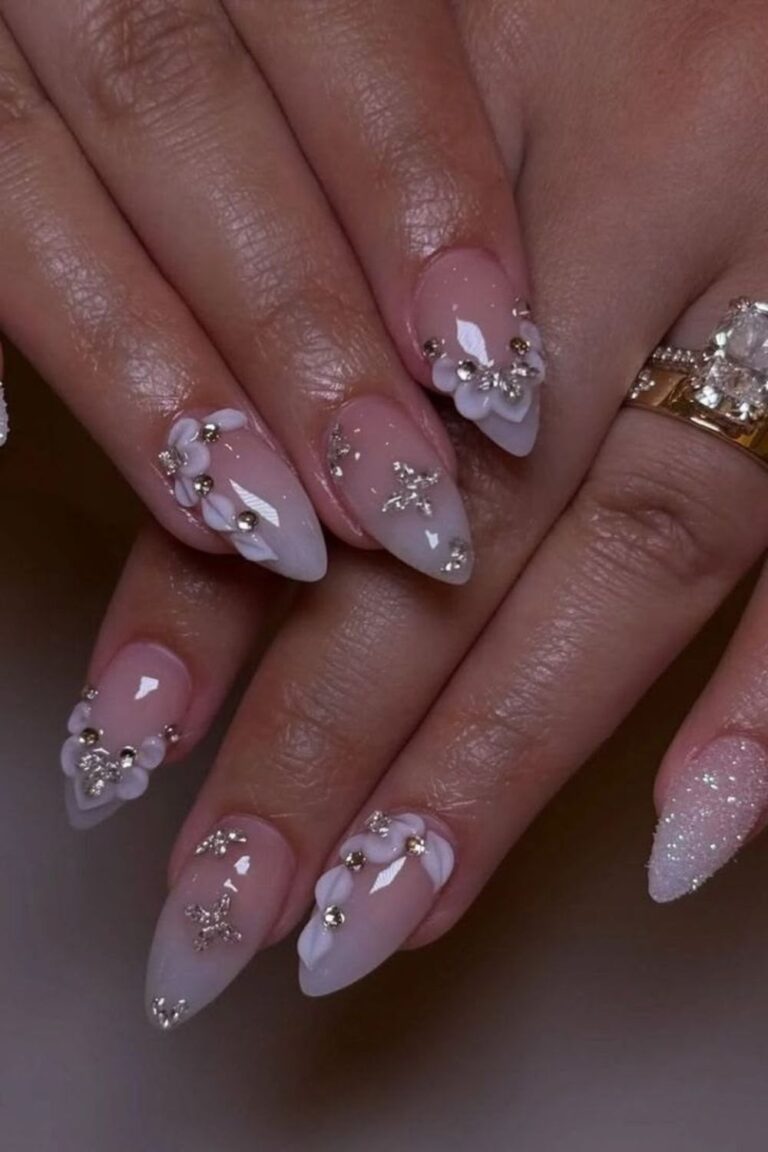 15-Short-Bridal-Nail-Ideas-That-Are-Beautiful