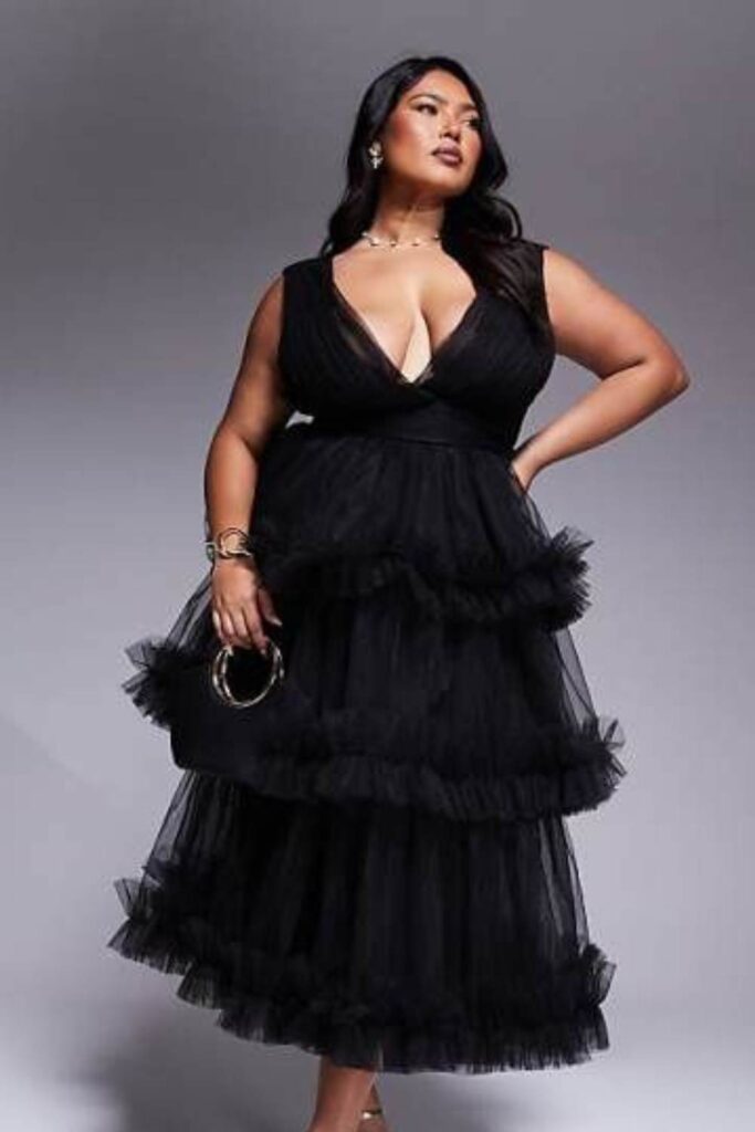 50-Plus-Size-Black-Wedding-Guest-Dress-Ideas