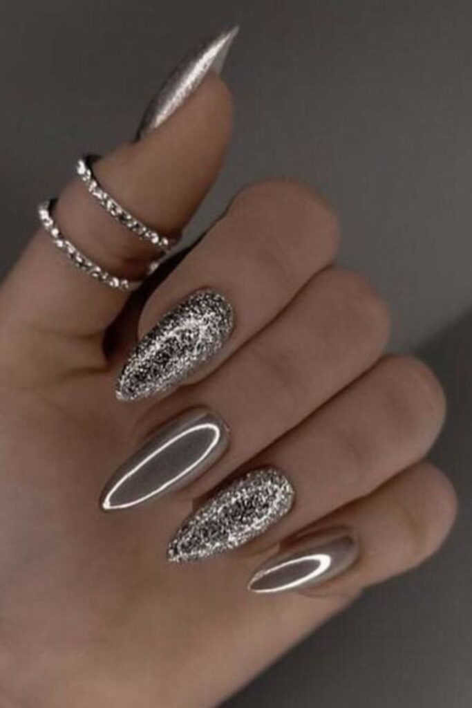 Bridal-Chrome-Nails-That-Look-Luxurious-