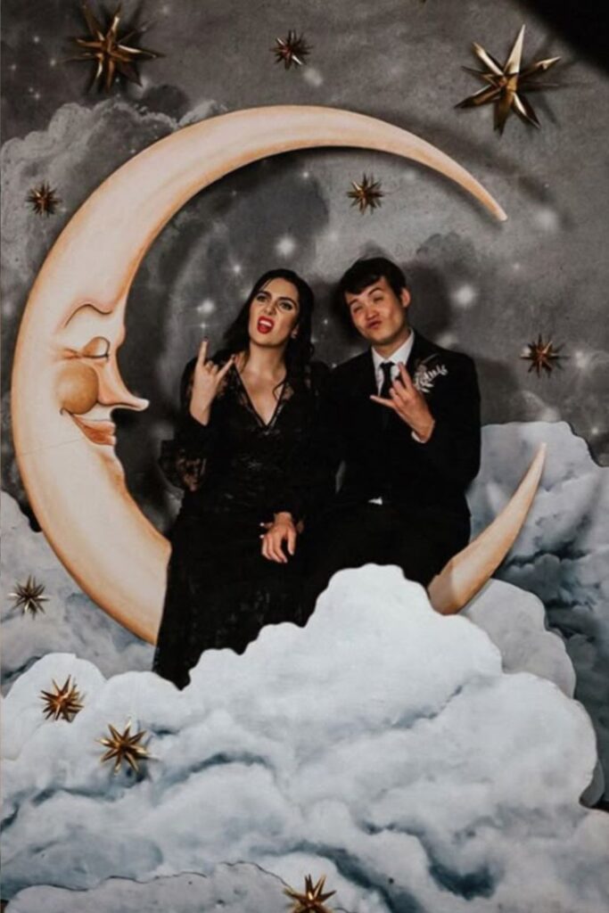 Full-Moon-Cemetery-Photo-booth