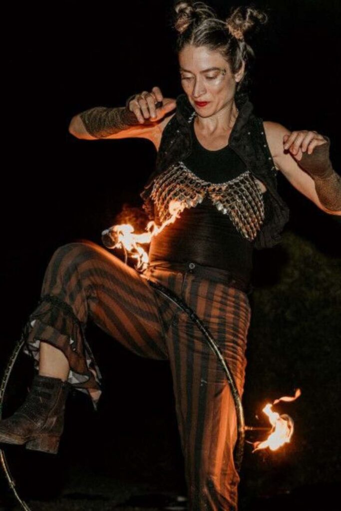 Halloween-Wedding-Entertainment