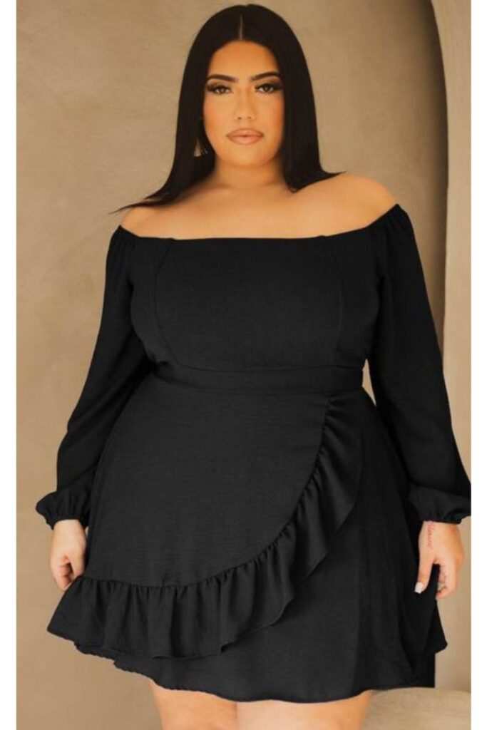 Plus-Size-Black-ruched-midi-Dress-Ideas