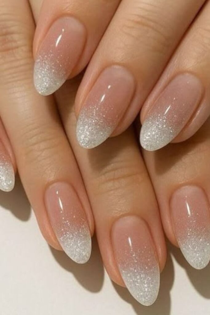 Short-Bridal-Nail-Ideas-That-Are-Beautiful