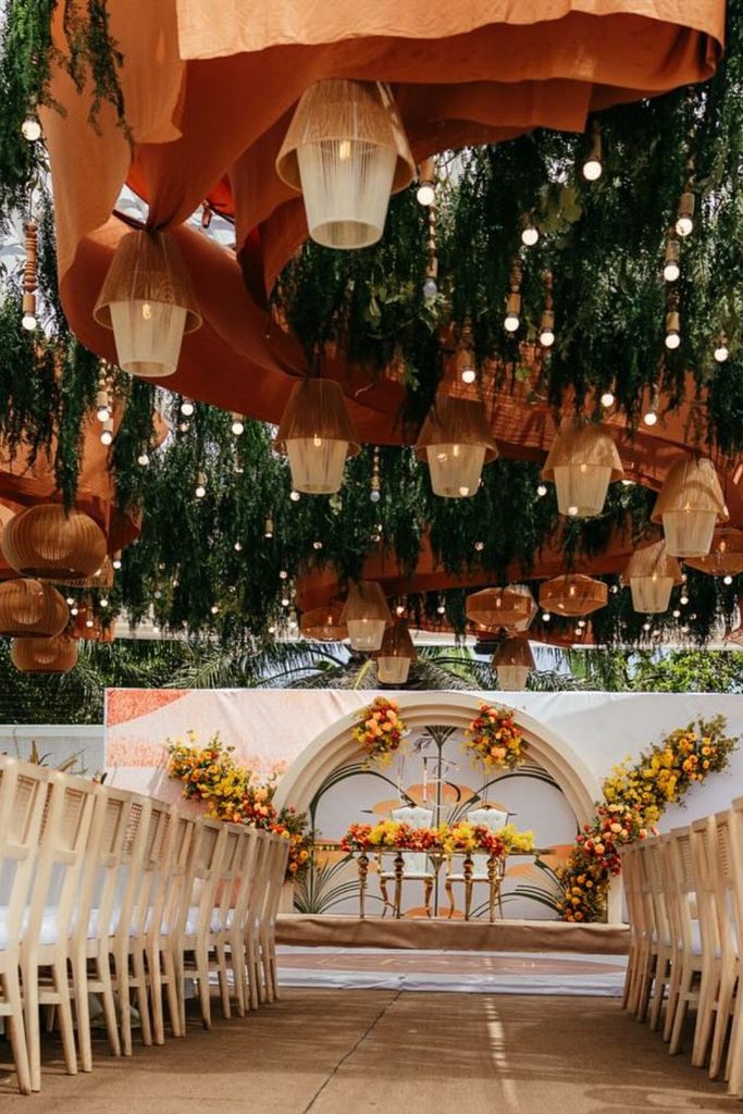 Wedding-fall-lighting